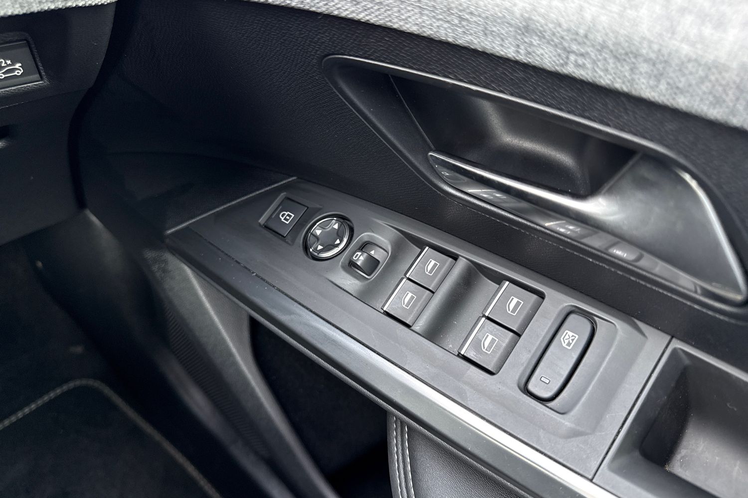 Used Peugeot 3008 2024 for sale - 77951757: Photo 41