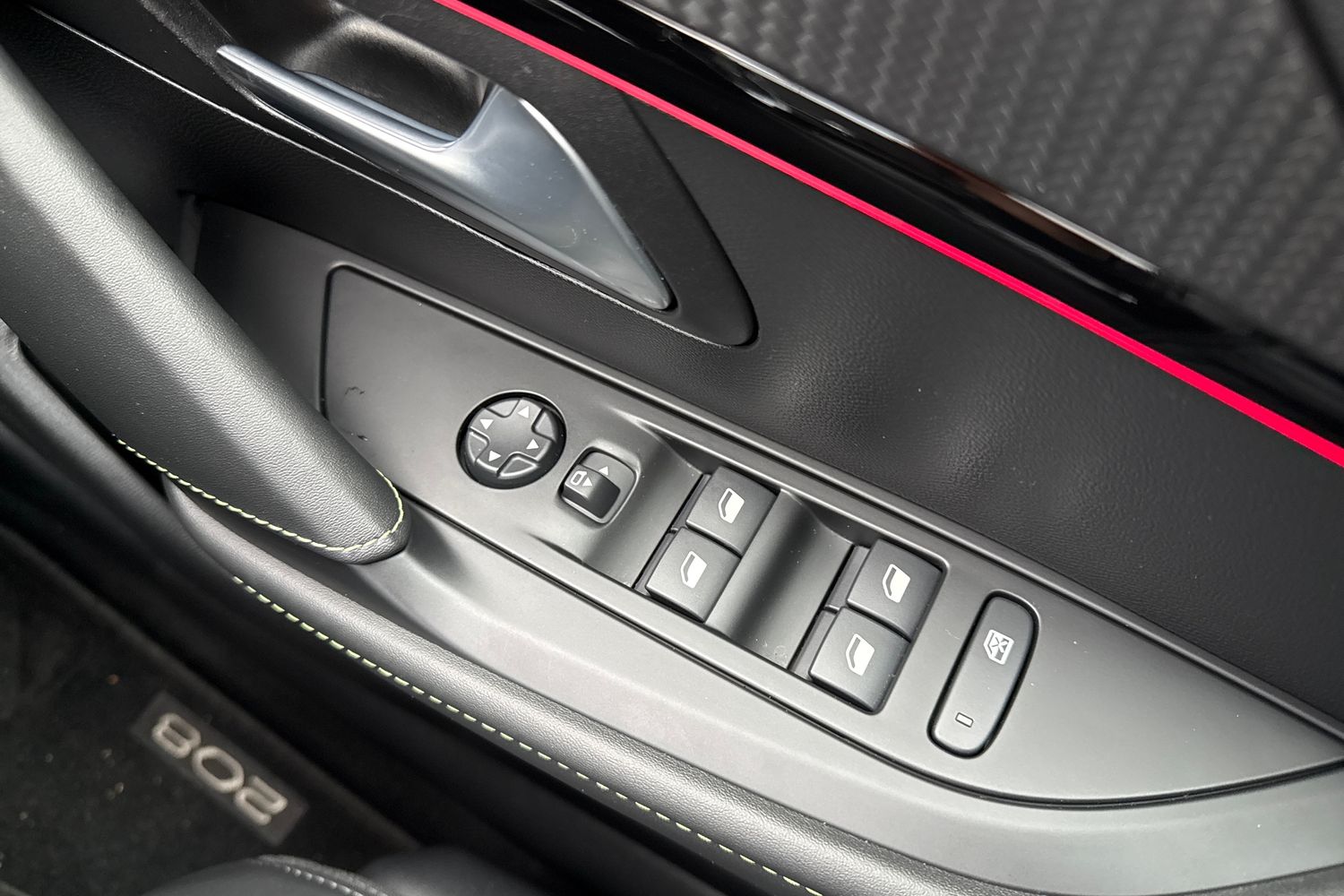 Used Peugeot 208 2023 for sale - 77302921: Photo 43