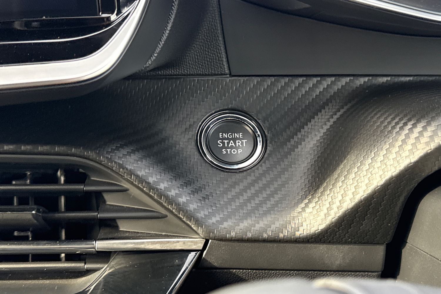 Used Peugeot 2008 2025 for sale - 77589564: Photo 52