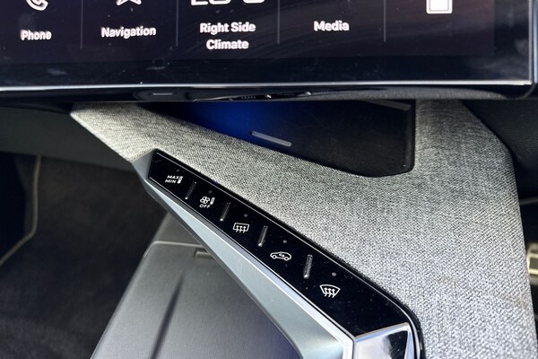 Used Peugeot 3008 2024 for sale - 76047256: Photo 57