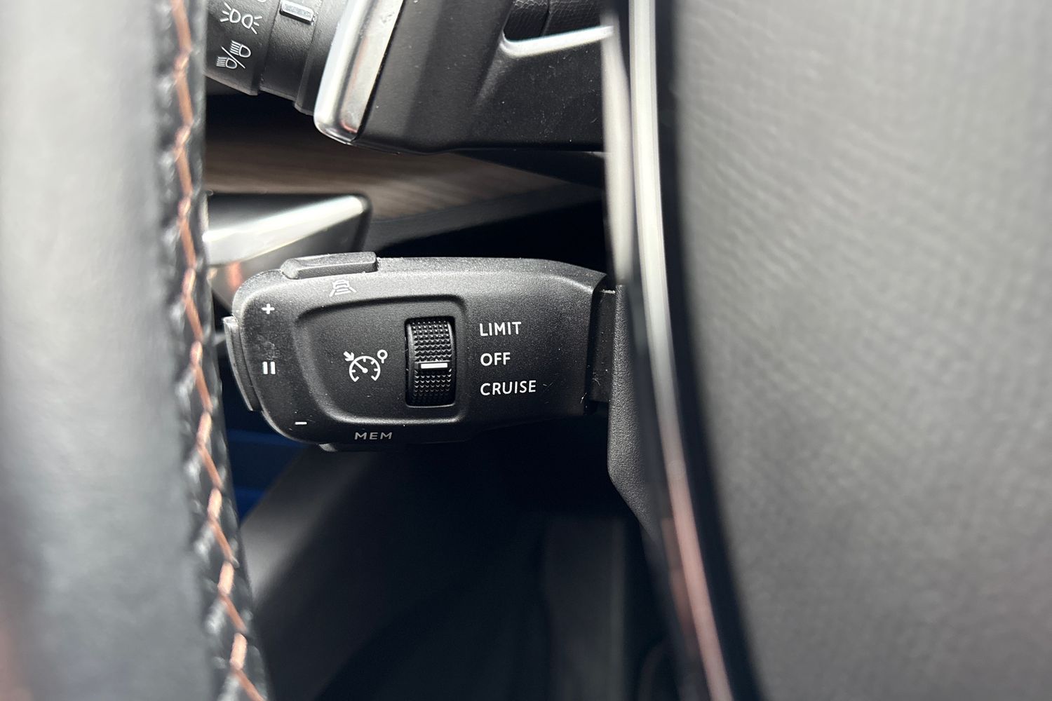 Used Peugeot 3008 2021 for sale - 77436087: Photo 42