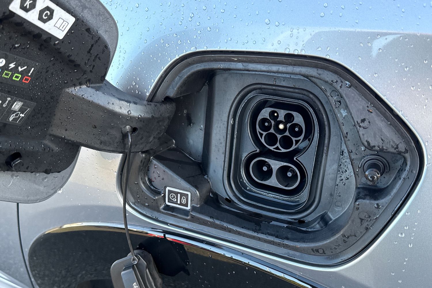 Used Peugeot E-208 2021 for sale - 76789677: Photo 30