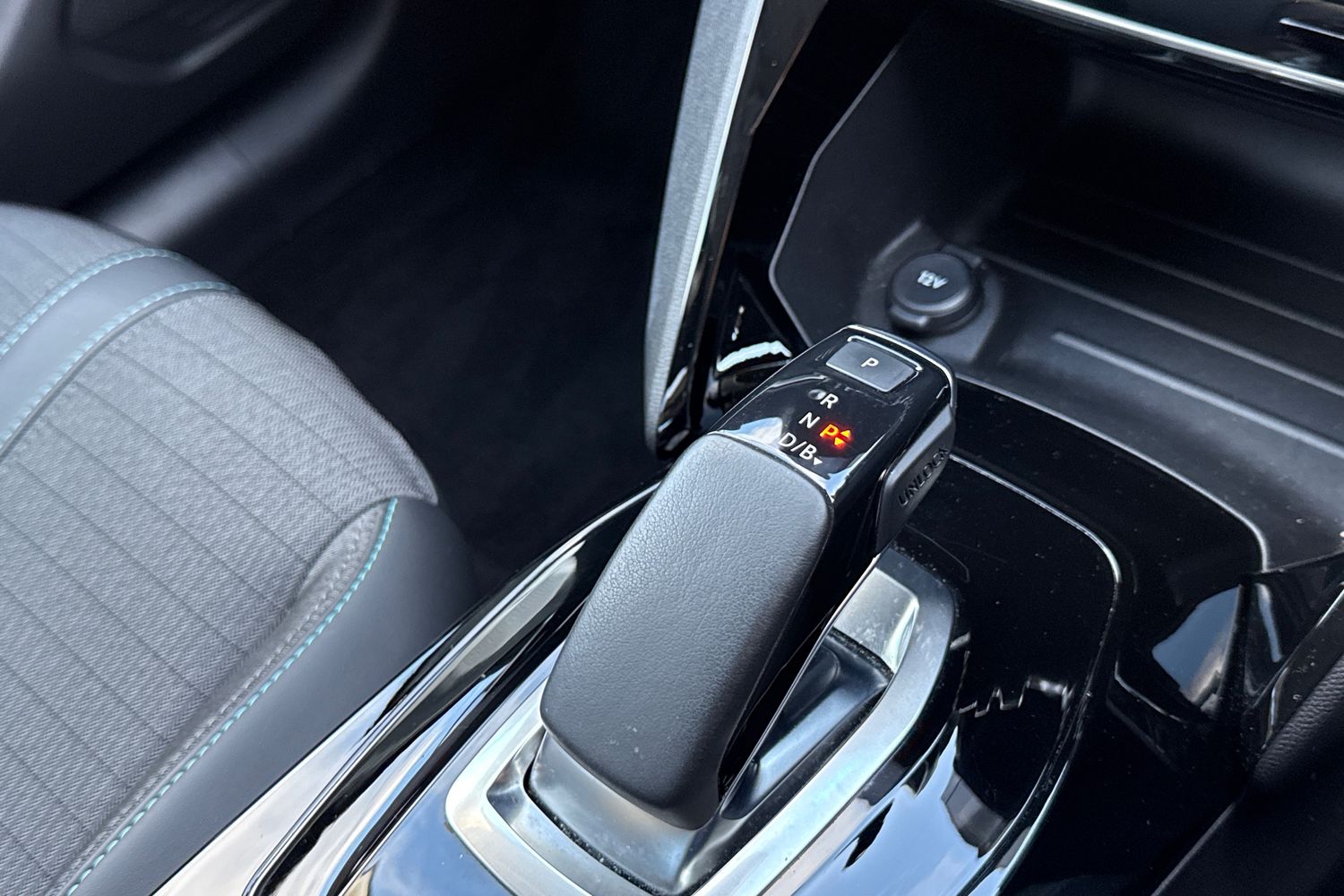 Used Peugeot E-208 2021 for sale - 76789677: Photo 57