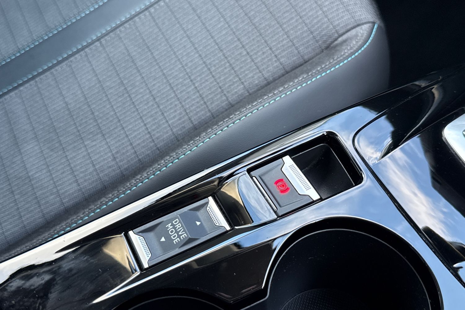 Used Peugeot E-208 2021 for sale - 76789677: Photo 58