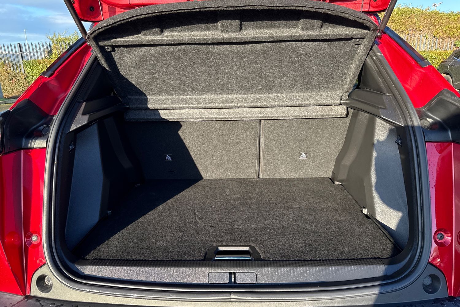 Used Peugeot 2008 2024 for sale - 76805456: Photo 6