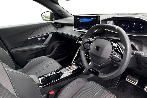 Used Peugeot 2008 2025 for sale - 76232566: Photo 13