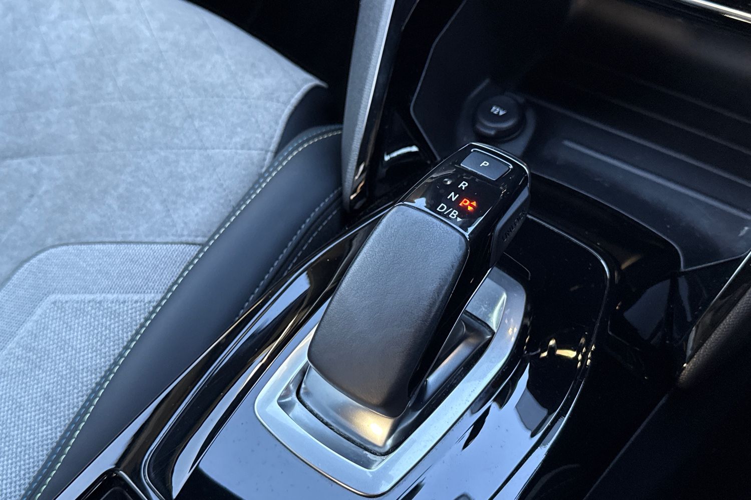 Used Peugeot E-208 2021 for sale - 76902597: Photo 58