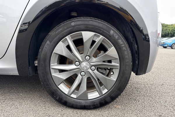 Used Peugeot E-208 2024 for sale - 76274678: Photo 12