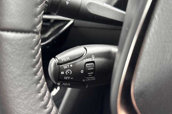 Used Peugeot E-208 2024 for sale - 76274678: Photo 40