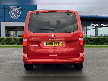 Used Peugeot Traveller 2019 for sale - 77382414: Photo
