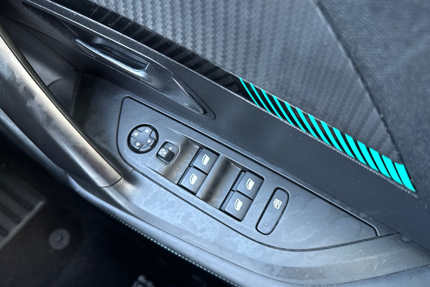 Used Peugeot 2008 2021 for sale - 77382377: Photo 41