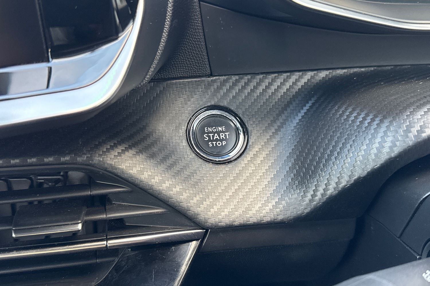 Used Peugeot 2008 2021 for sale - 77382377: Photo 52