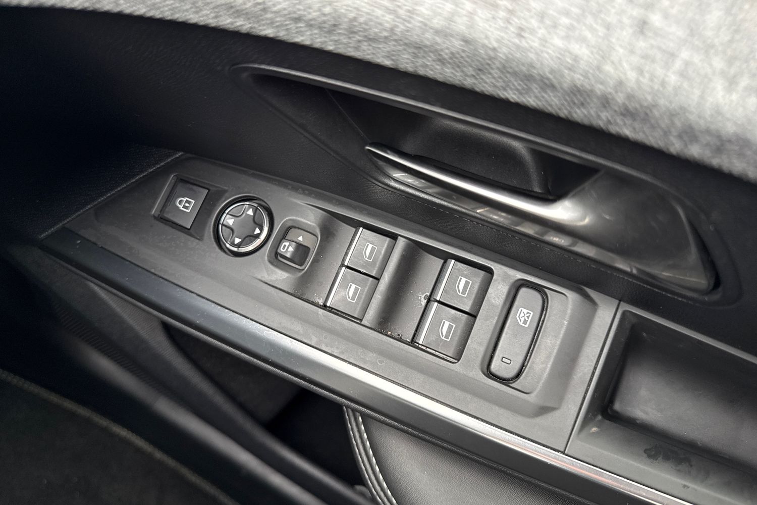 Used Peugeot 5008 2024 for sale - 77390122: Photo 41