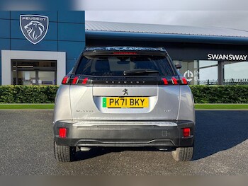 Used Peugeot E-2008 2021 for sale - 77382347: Photo