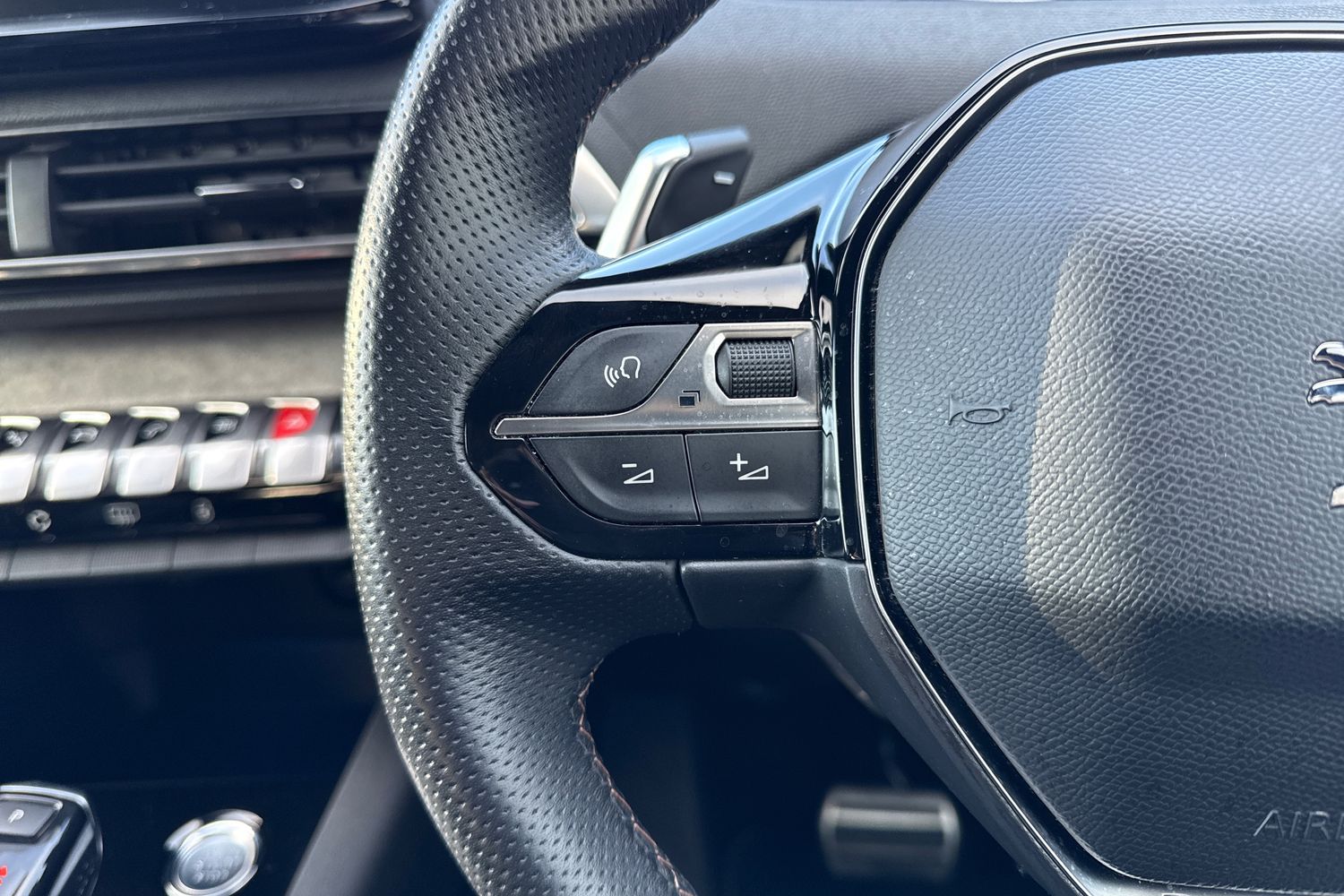 Used Peugeot 3008 2021 for sale - 76739493: Photo 39