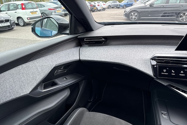 Used Peugeot E-3008 2024 for sale - 76194079: Photo 19