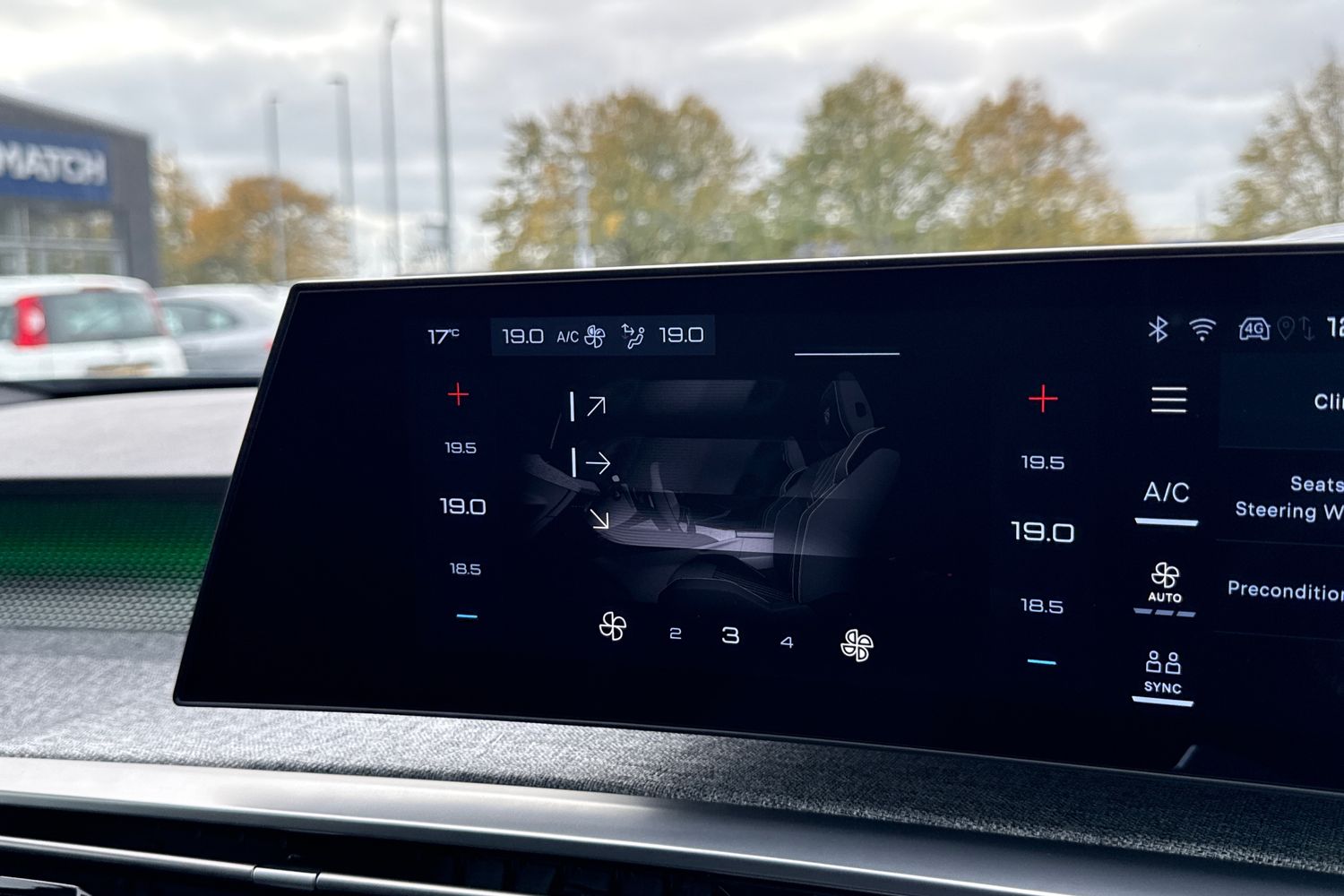 Used Peugeot E-3008 2024 for sale - 76194079: Photo 21