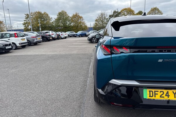 Used Peugeot E-3008 2024 for sale - 76194079: Photo 31