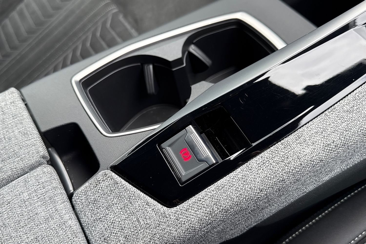 Used Peugeot E-3008 2024 for sale - 76194079: Photo 56