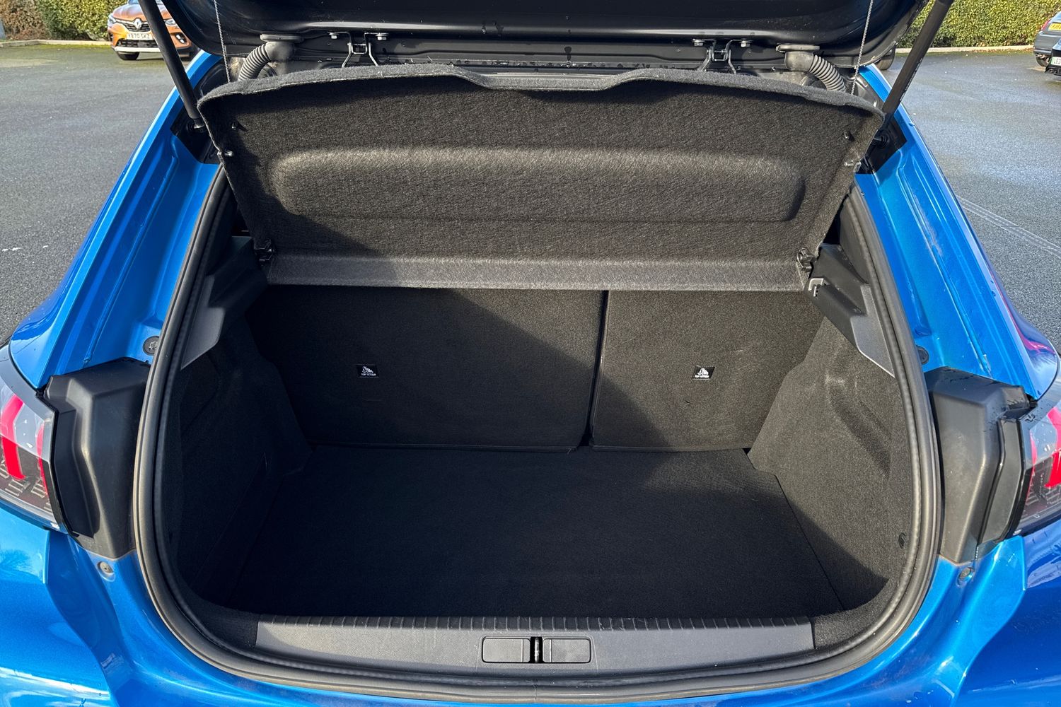 Used Peugeot 208 2020 for sale - 77382845: Photo 6