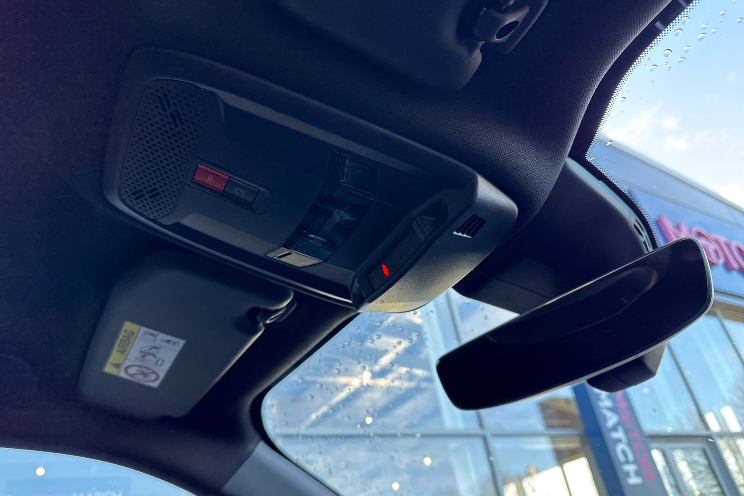 Used Peugeot E-2008 2024 for sale - 76697795: Photo 59