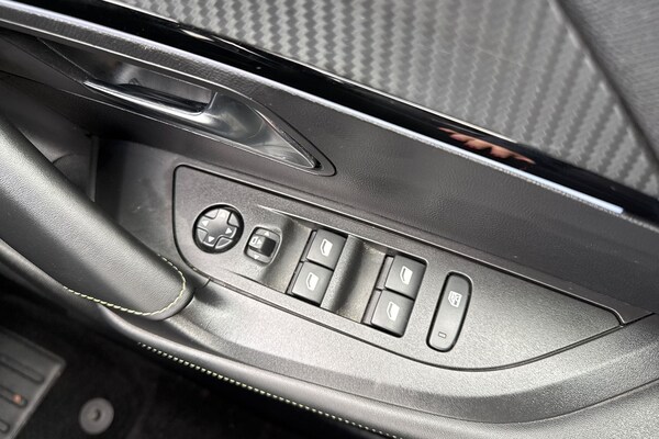 Used Peugeot 2008 2024 for sale - 76218623: Photo 42