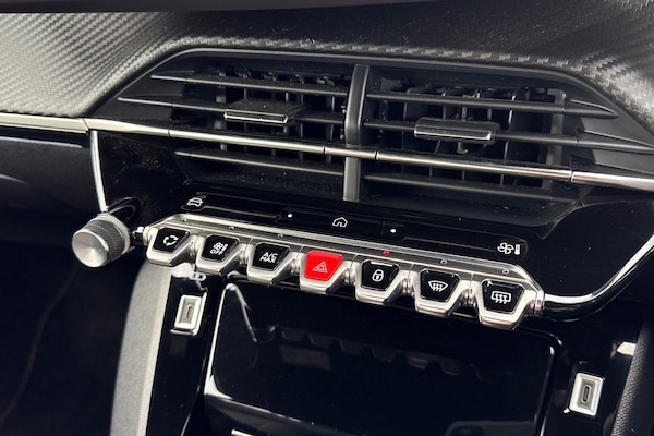 Used Peugeot 2008 2024 for sale - 76218623: Photo 54