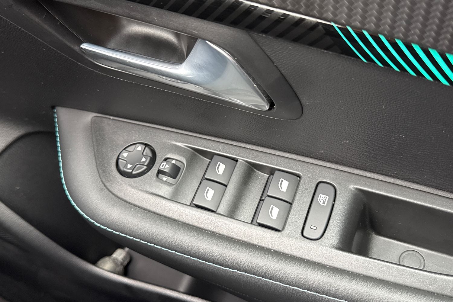 Used Peugeot 208 2021 for sale - 77973400: Photo 41