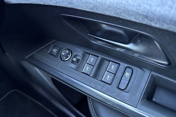Used Peugeot 3008 2024 for sale - 76047537: Photo 43