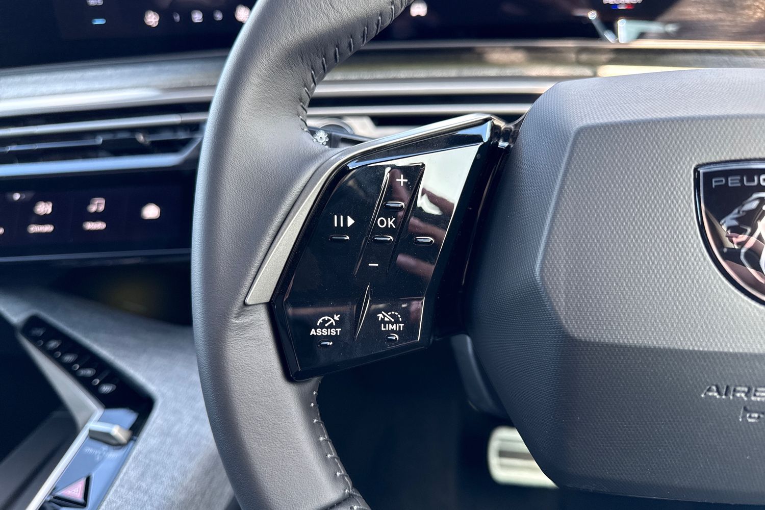 Used Peugeot 3008 2025 for sale - 77842945: Photo 38