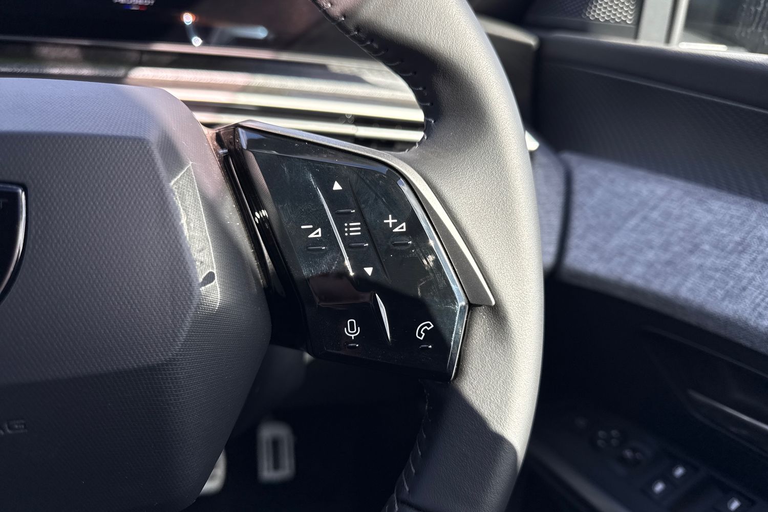 Used Peugeot 3008 2025 for sale - 77842945: Photo 39