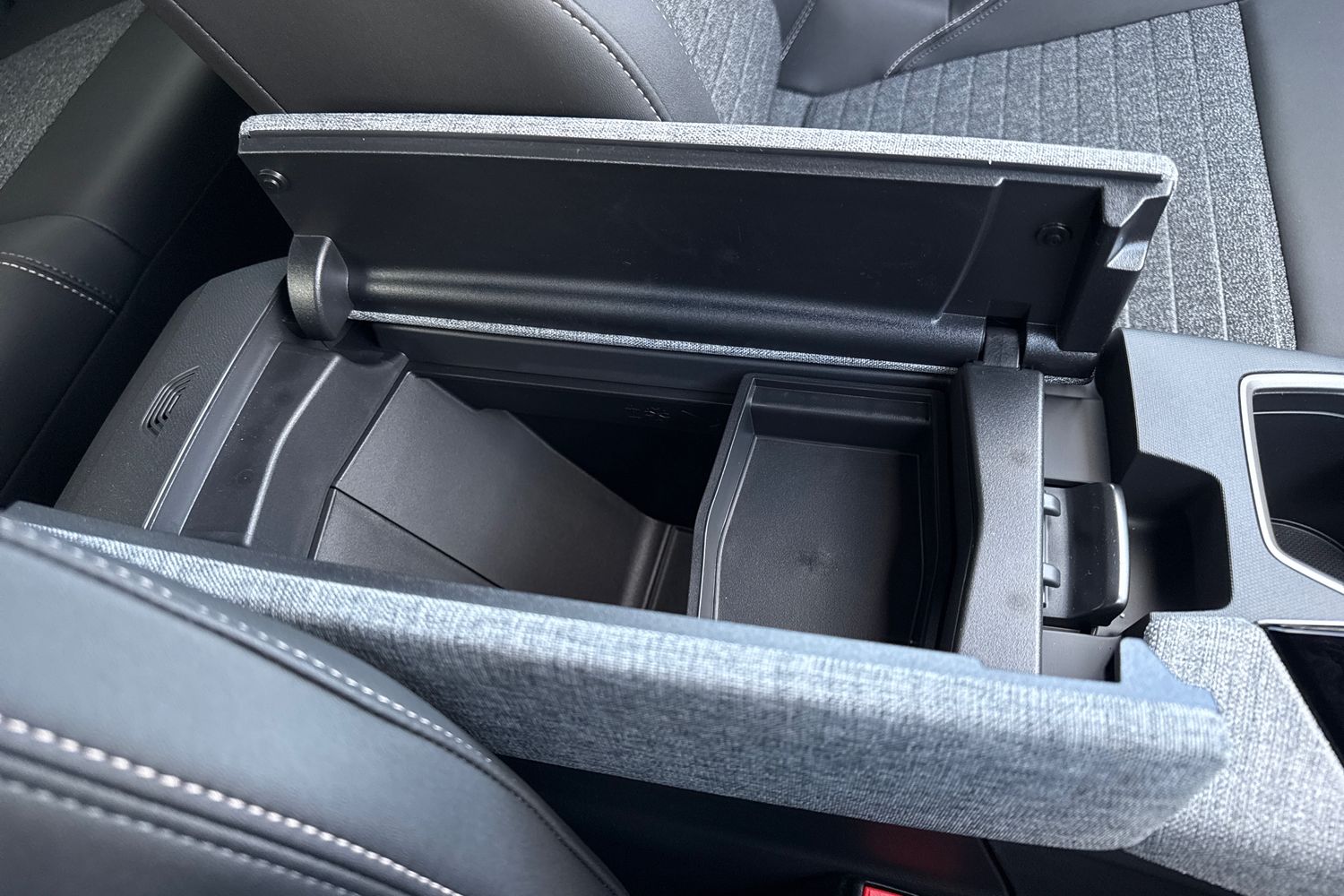 Used Peugeot 3008 2025 for sale - 77842945: Photo 60