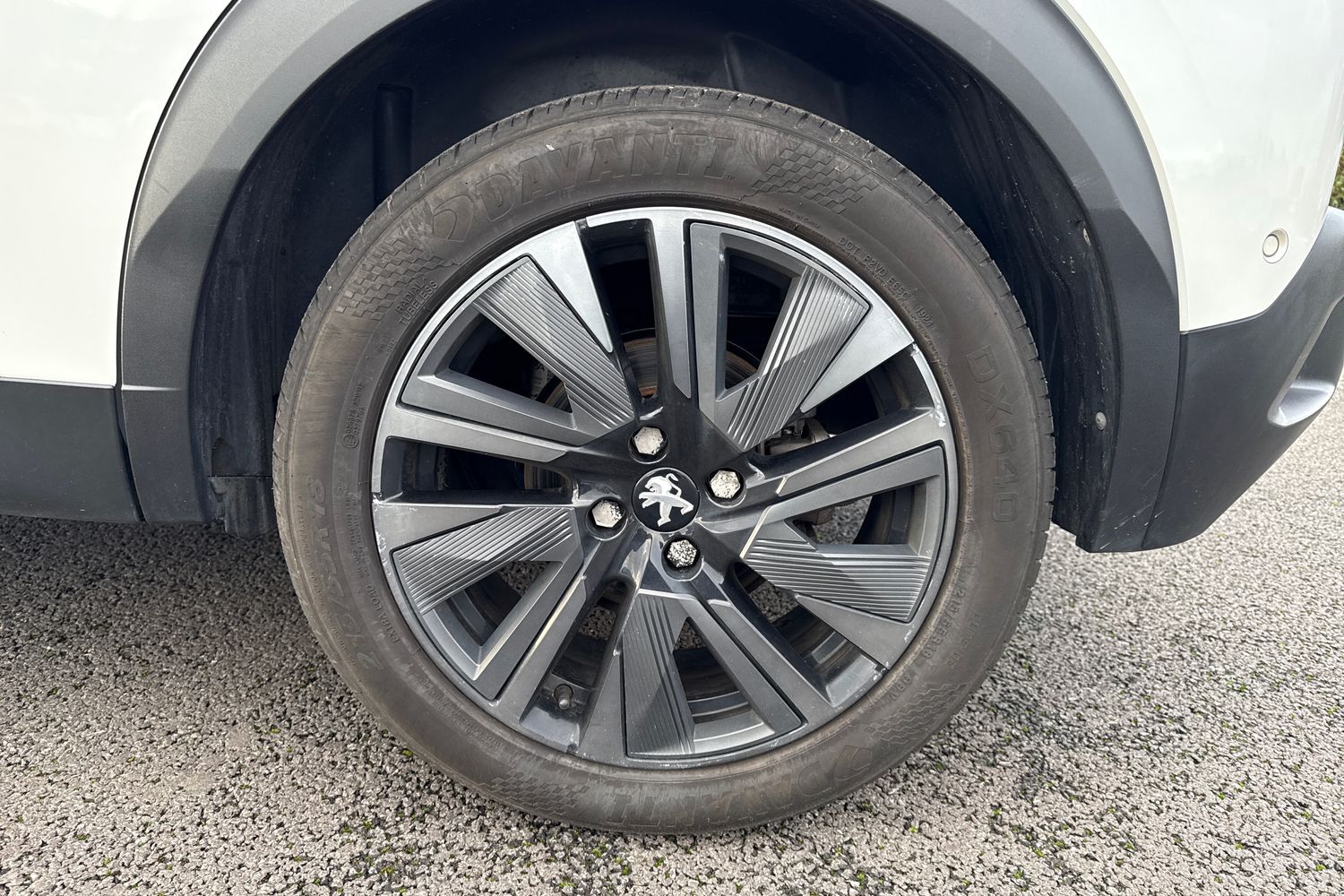 Used Peugeot E-2008 2022 for sale - 76902550: Photo 23