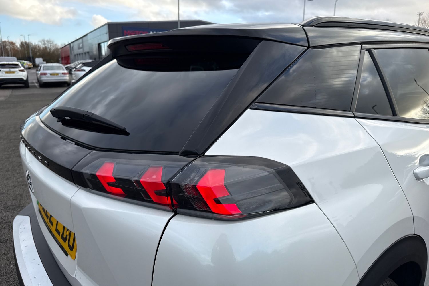 Used Peugeot E-2008 2022 for sale - 76902550: Photo 33