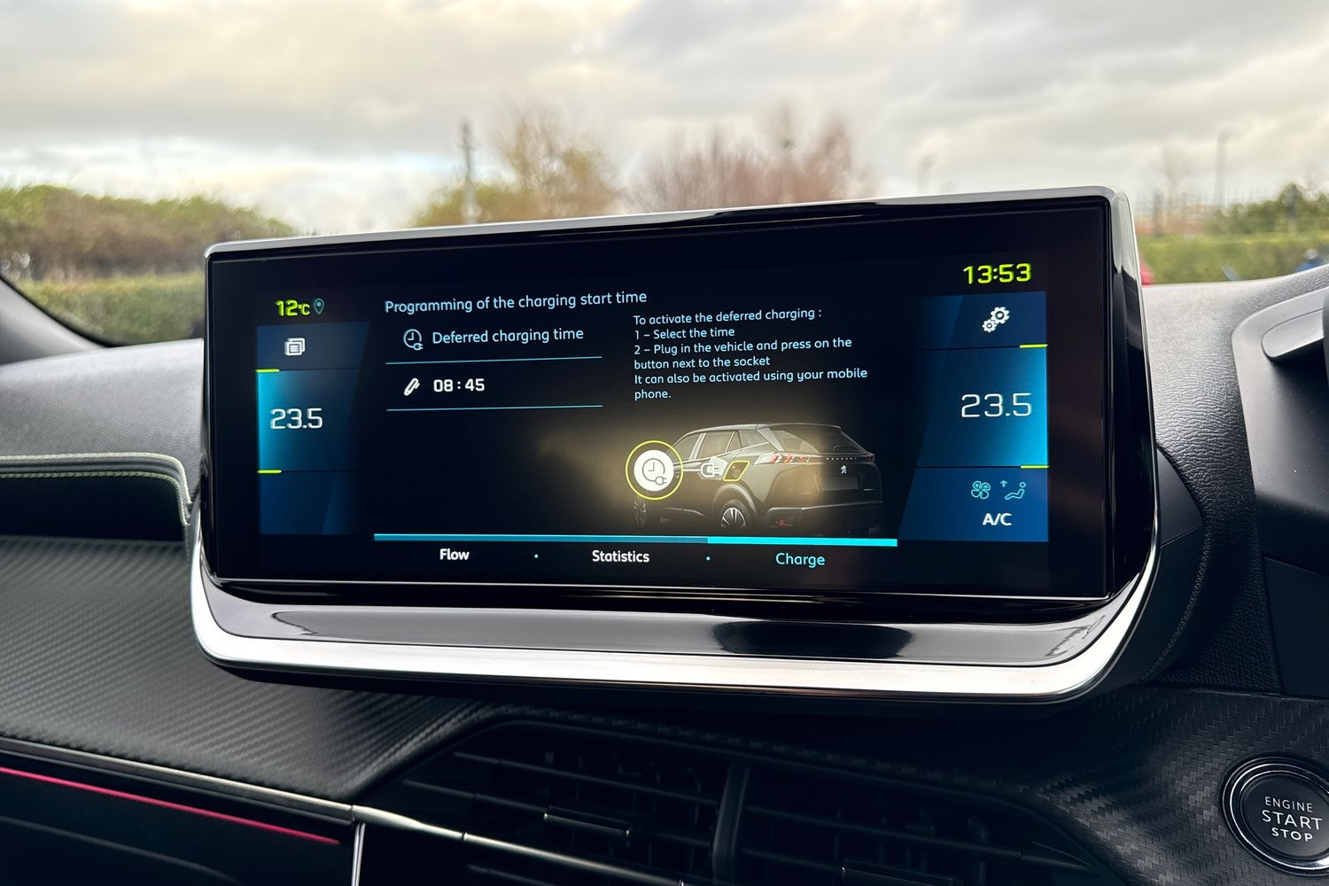 Used Peugeot E-2008 2022 for sale - 76902550: Photo 53