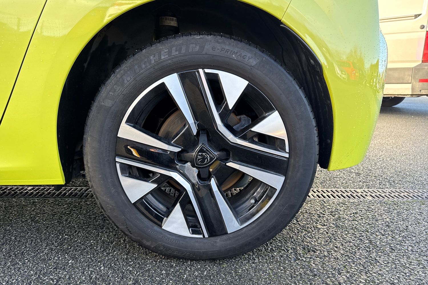 Used Peugeot E-208 2024 for sale - 76902519: Photo 12