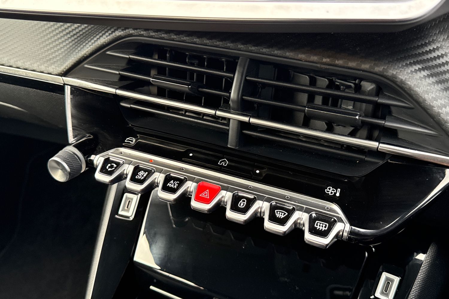 Used Peugeot 208 2024 for sale - 76509009: Photo 49