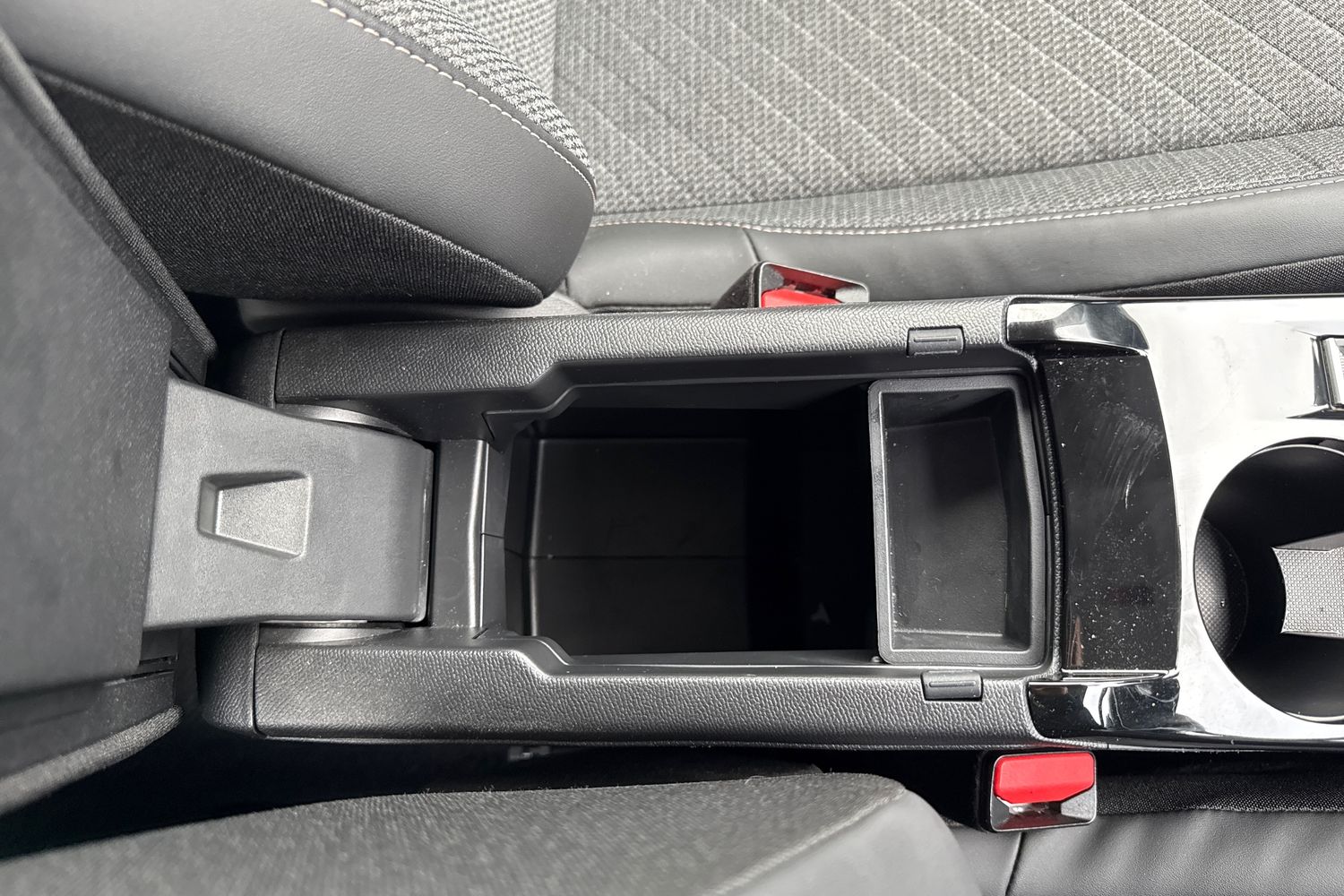 Used Peugeot 208 2024 for sale - 76509009: Photo 56