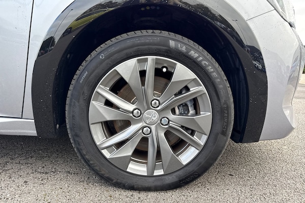 Used Peugeot E-208 2024 for sale - 76207049: Photo 9
