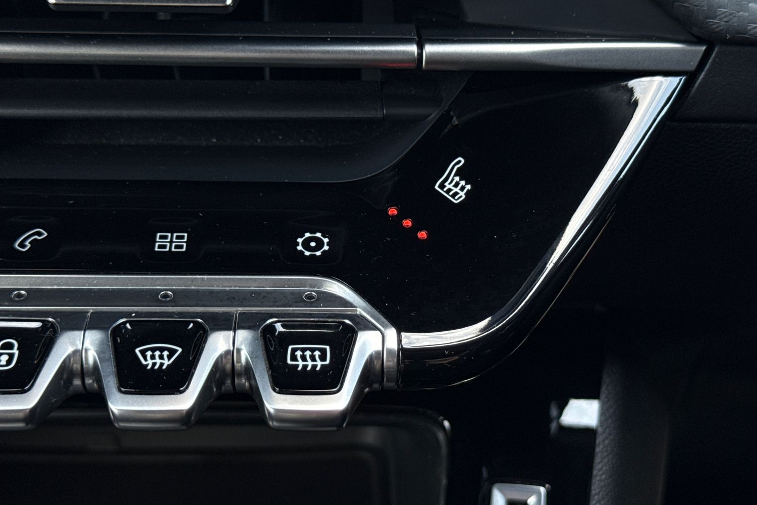 Used Peugeot 2008 2023 for sale - 78168553: Photo 35