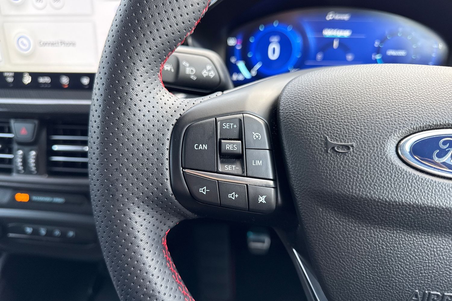 Used Ford Focus 2023 for sale - 76368680: Photo 26