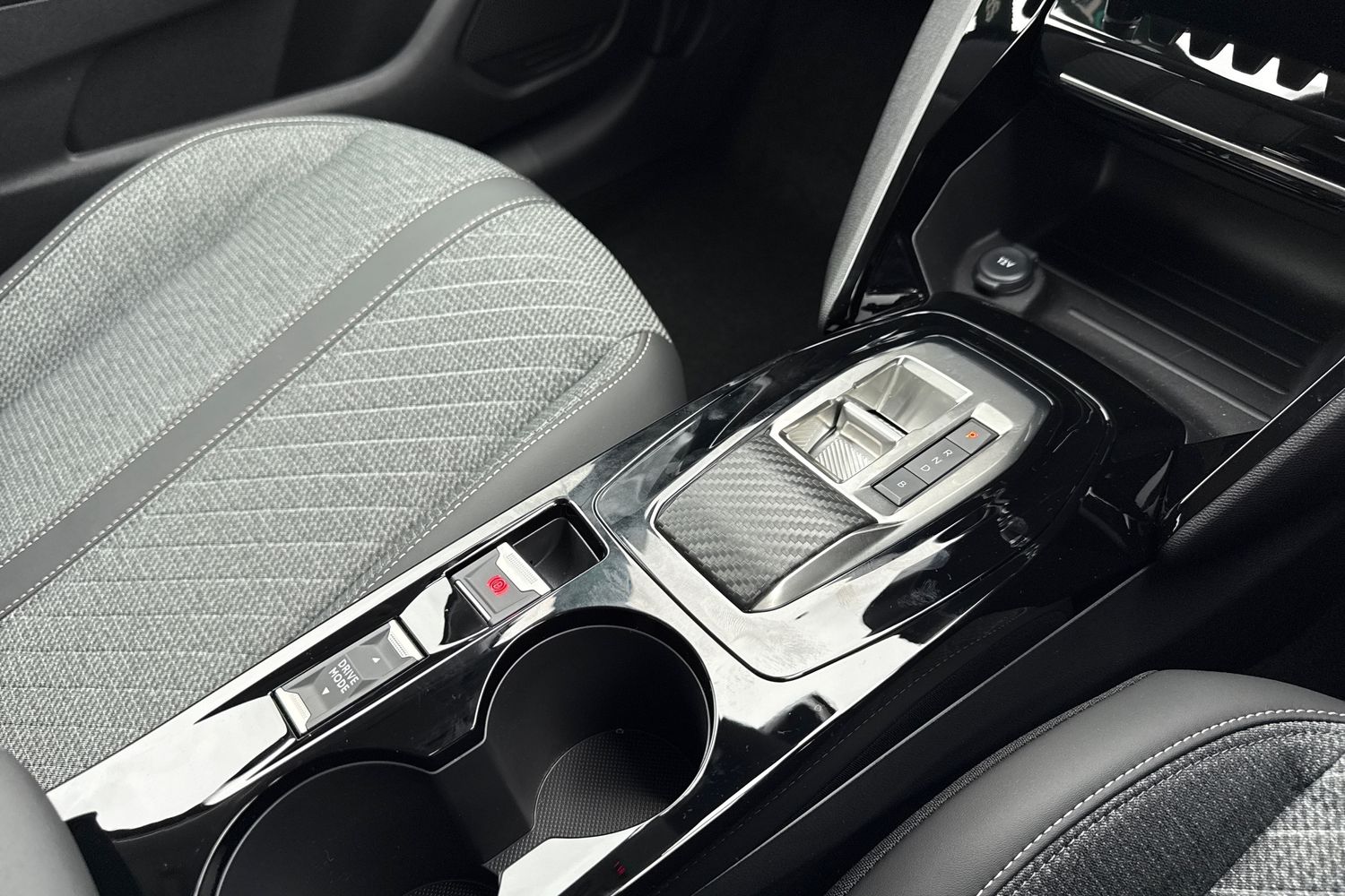 Used Peugeot E-208 2025 for sale - 76158272: Photo 22