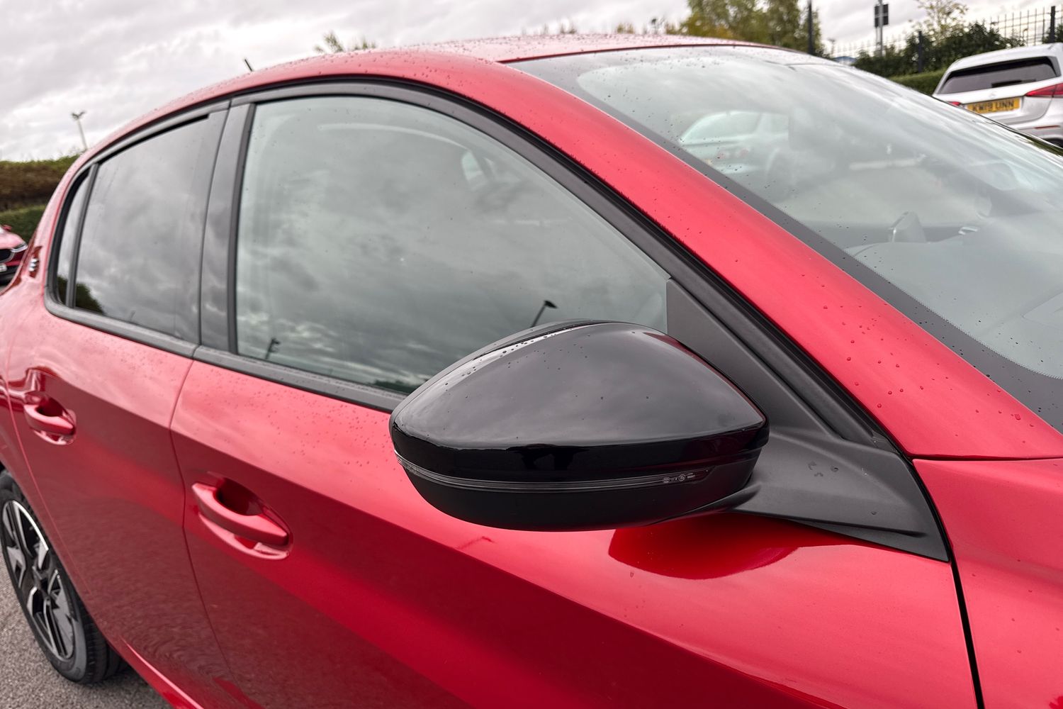 Used Peugeot E-208 2025 for sale - 76158272: Photo 27