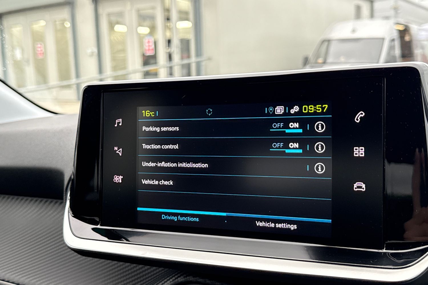 Used Peugeot E-208 2025 for sale - 76158272: Photo 51