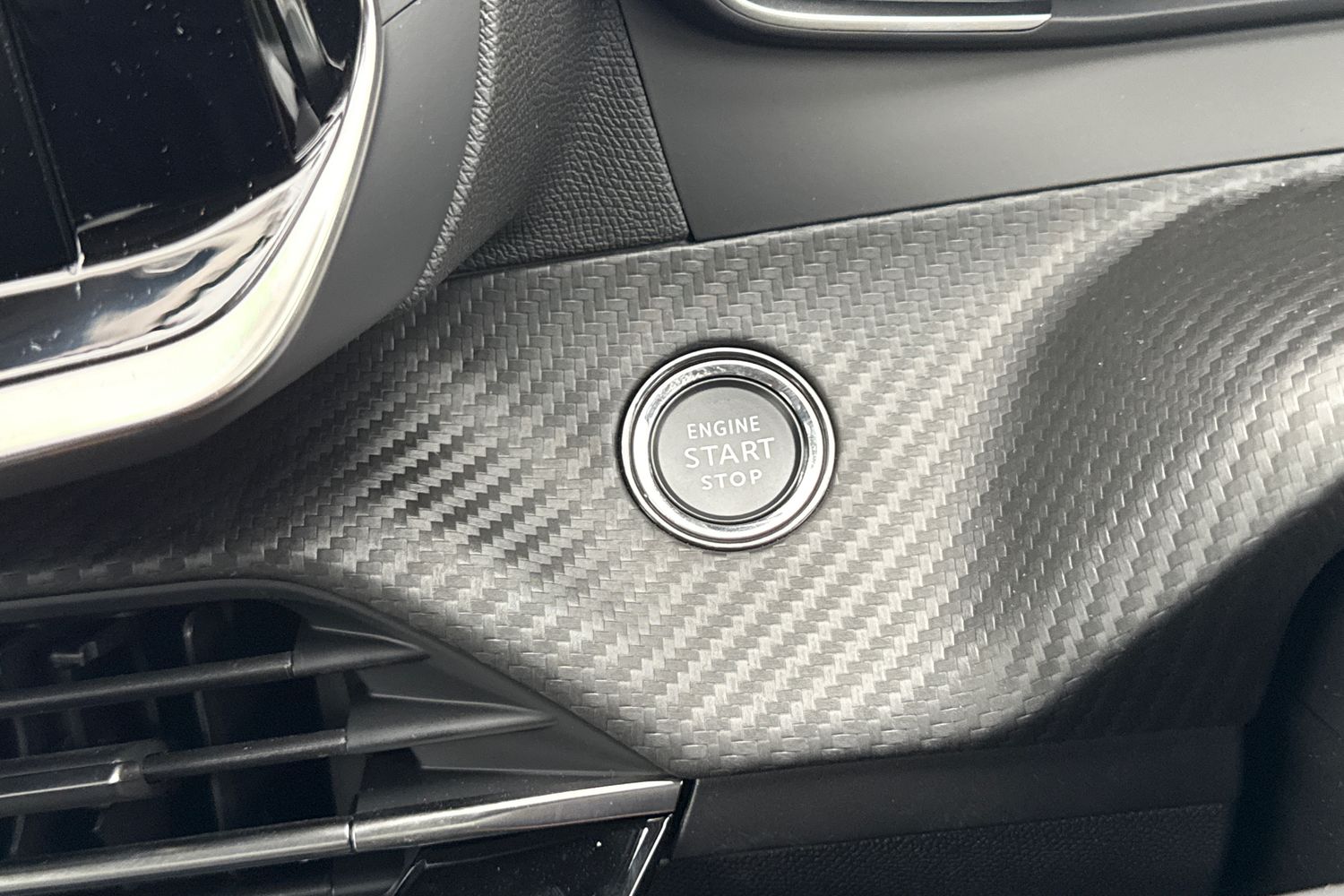 Used Peugeot E-208 2025 for sale - 76158272: Photo 55