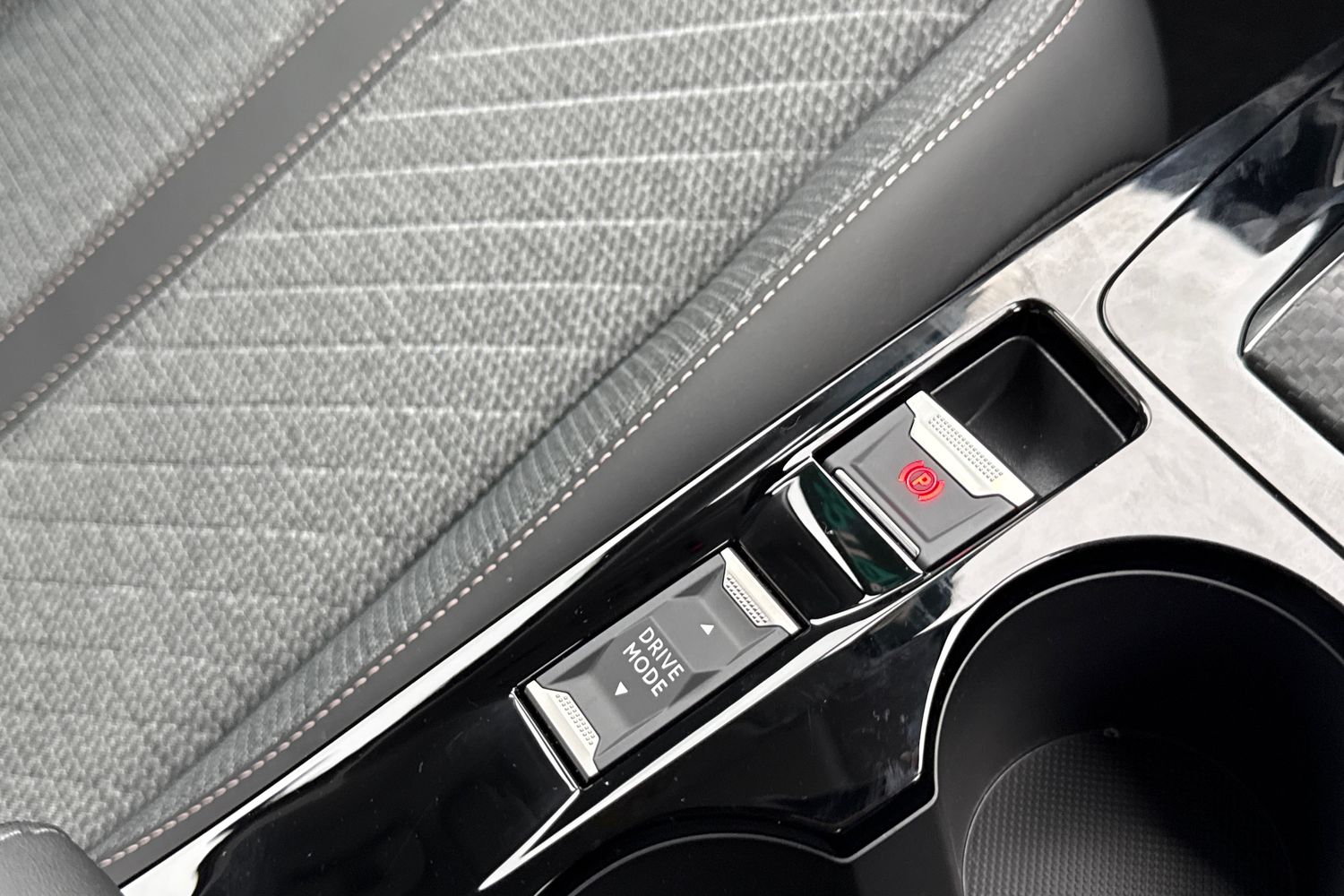 Used Peugeot E-208 2025 for sale - 76158272: Photo 58