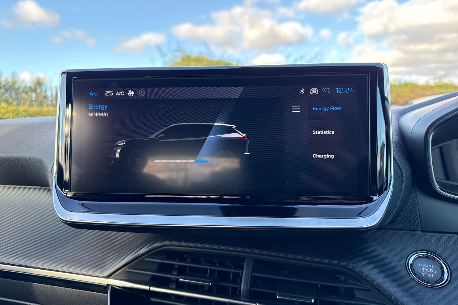 Used Peugeot 2008 2024 for sale - 76636899: Photo 48