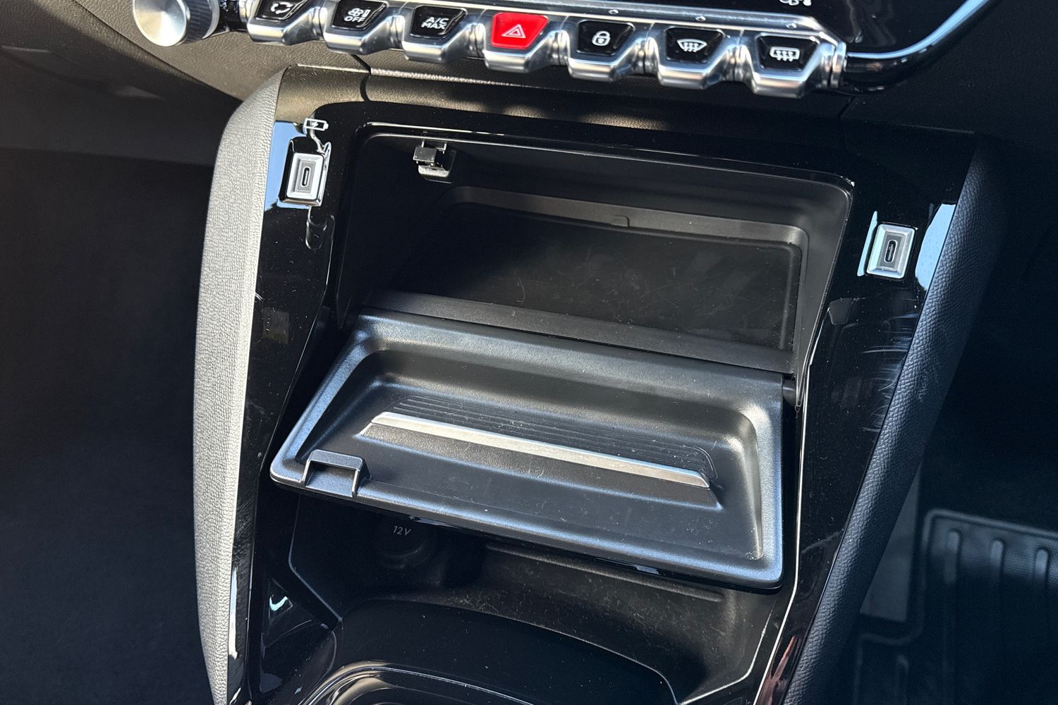 Used Peugeot 2008 2024 for sale - 76636899: Photo 56