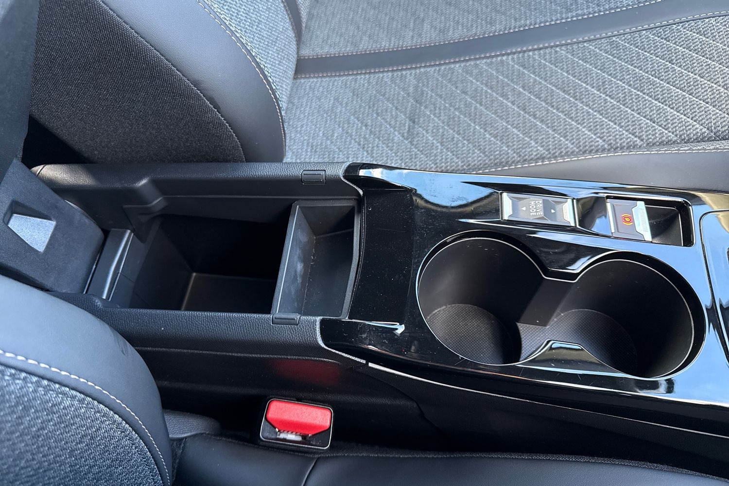 Used Peugeot 2008 2024 for sale - 76636899: Photo 59