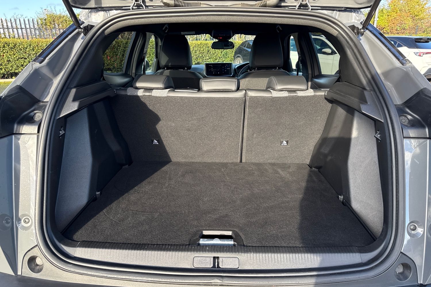 Used Peugeot 2008 2024 for sale - 76636899: Photo 6